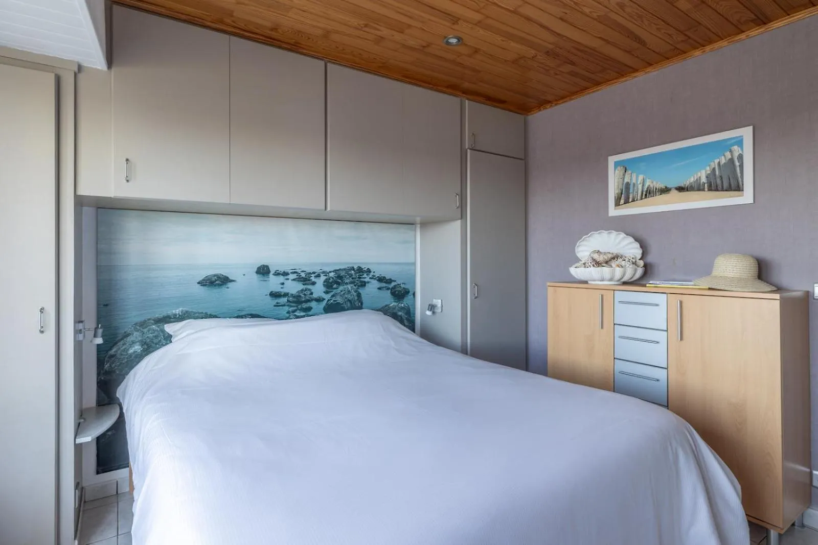 Modern Apartment With Seaview T8 Ostend